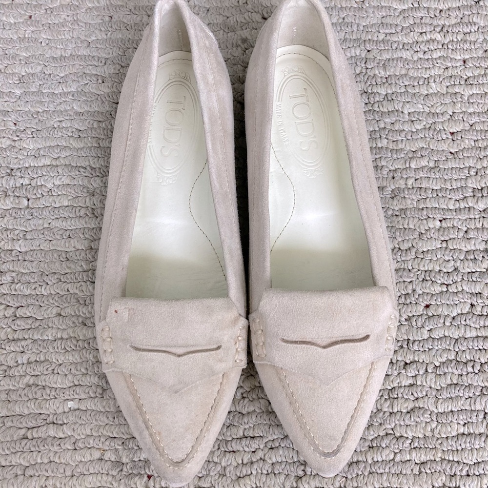 CLEAR OUT! Tod’s Classic Suede Loafers in Beige